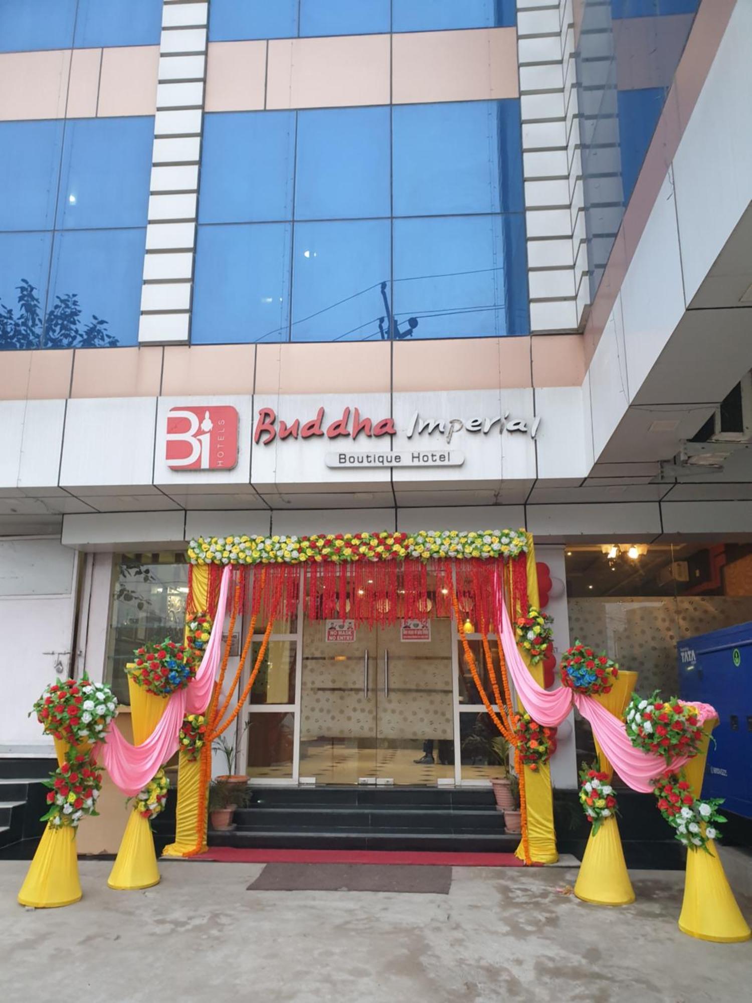 מוזאפרפור Buddha Imperial מראה חיצוני תמונה